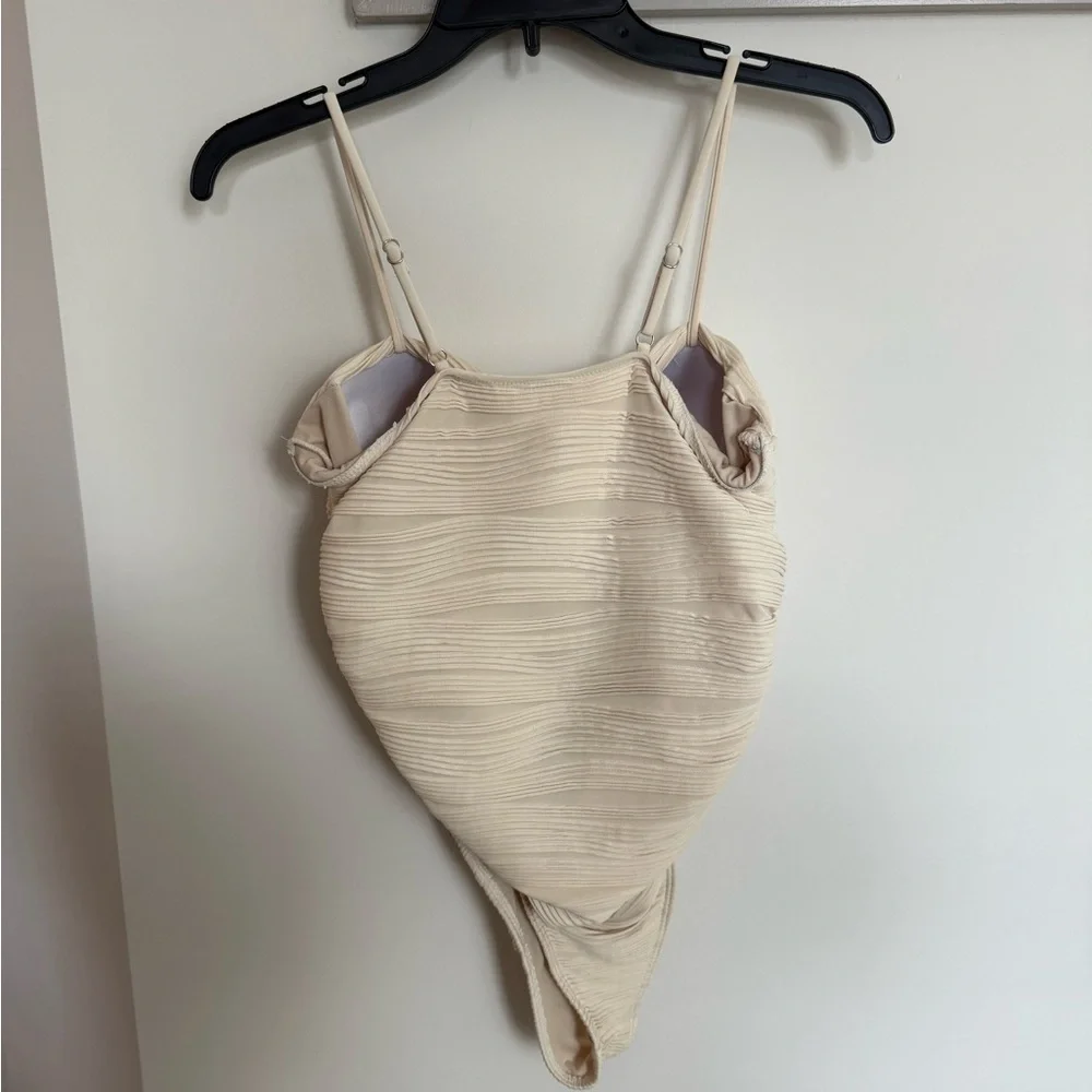 Chic Cream Ruched Bodysuit - Picture 2 of 3